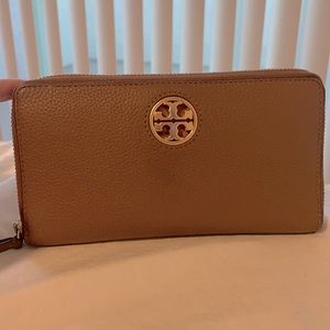 Tory Burch Wallet